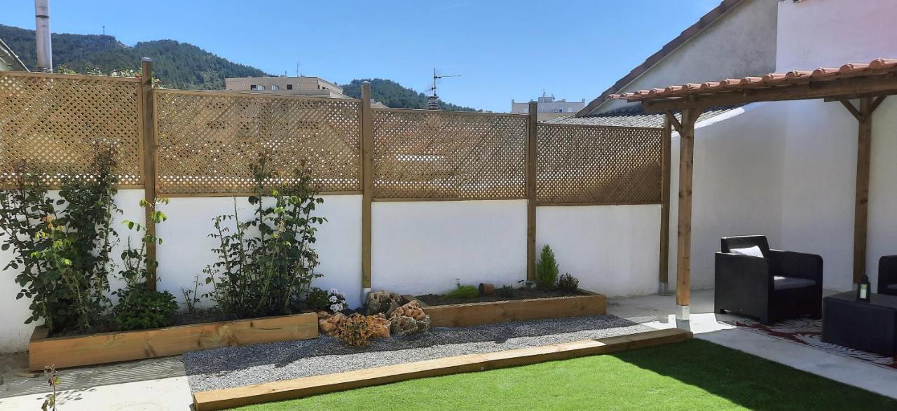 Kataenea. Apartamento En El Prepirineo Navarro. Naturaleza Aoiz Kültér fotó